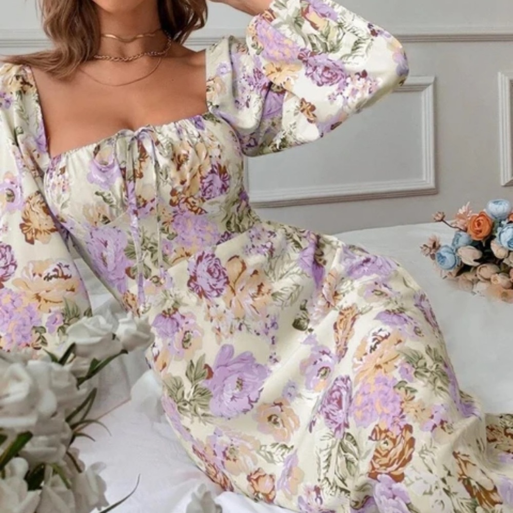 Floral print bishop sleeve dress - Picture 1 of 4